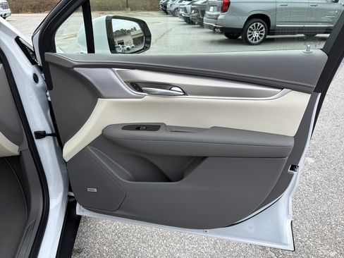 New 2026 Cadillac XT5 Premium Luxury w/ Driver Assist Package image 18