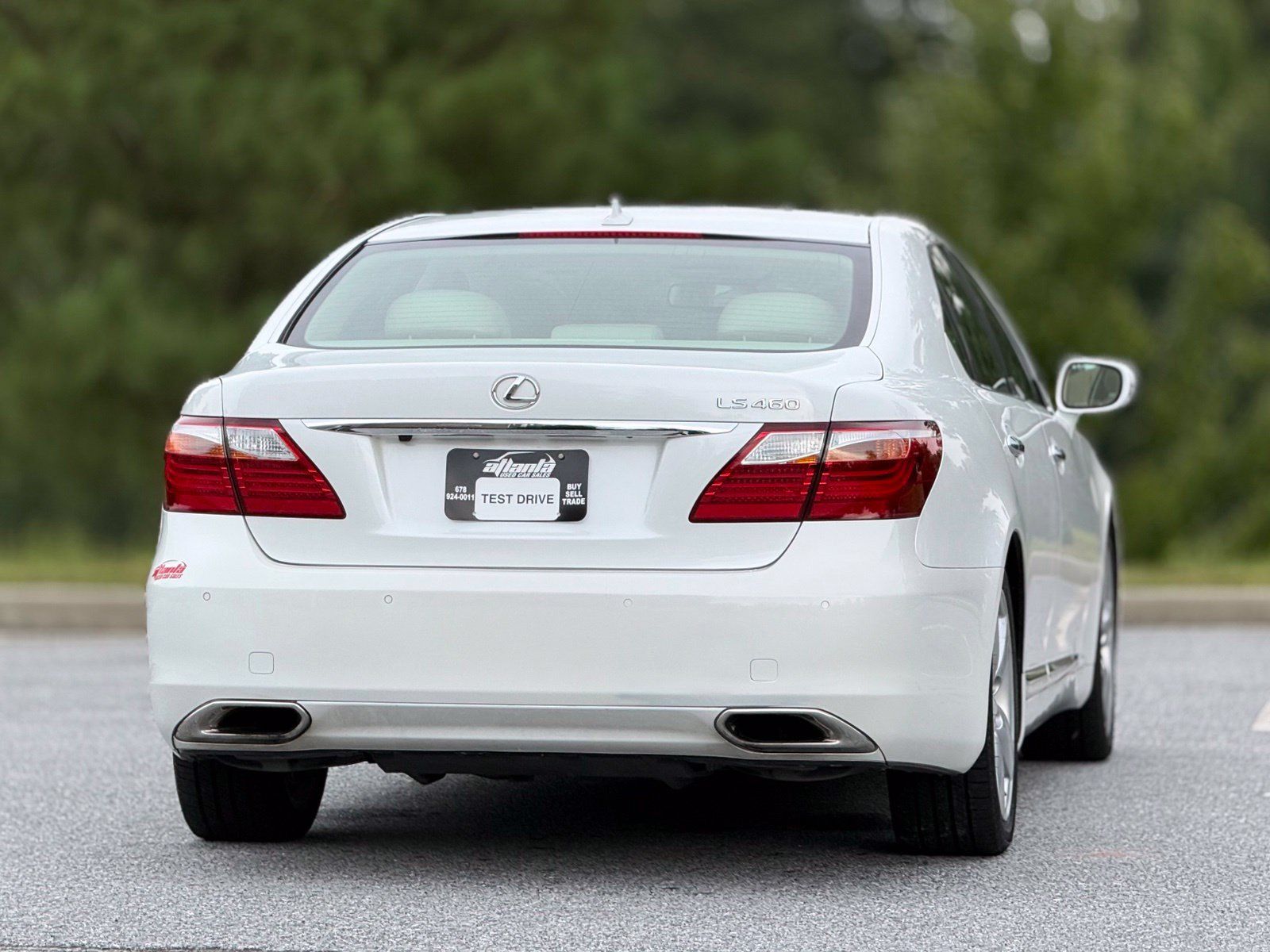 Used 2011 Lexus LS 460 w/ Comfort Pkg RWD image 7