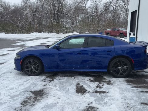 Used 2019 Dodge Charger GT image 6