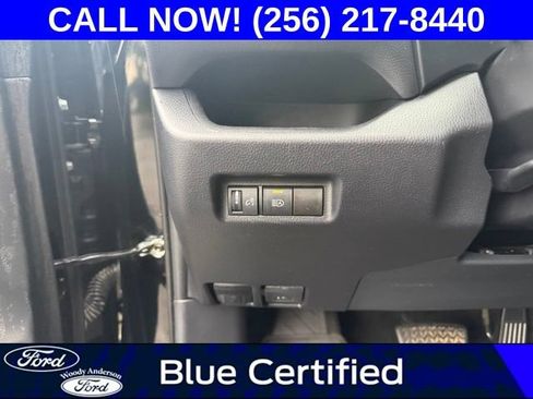 Used 2021 Toyota RAV4 XLE FWD image 18