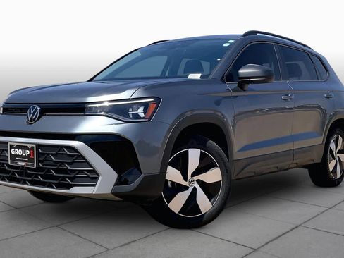 Used 2025 Volkswagen Taos S image 1