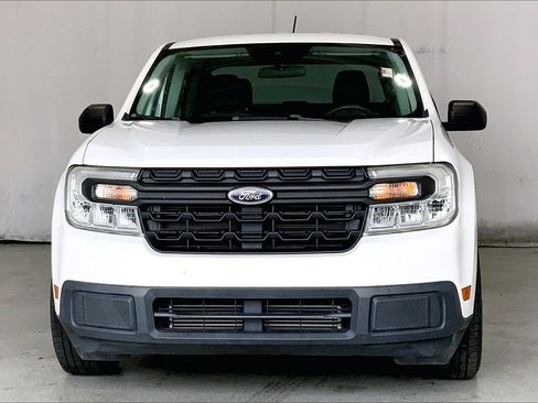 Used 2022 Ford Maverick XL image 3