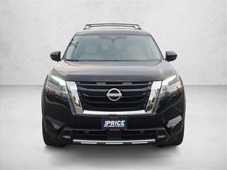 Used 2024 Nissan Pathfinder SL w/ SL Premium Package FWD video 2