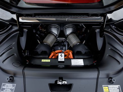 Used 2025 Ferrari 296 GTS image 18