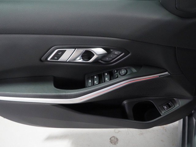 Used 2023 BMW 330i Sedan w/ Parking Assistance Package RWD image 54