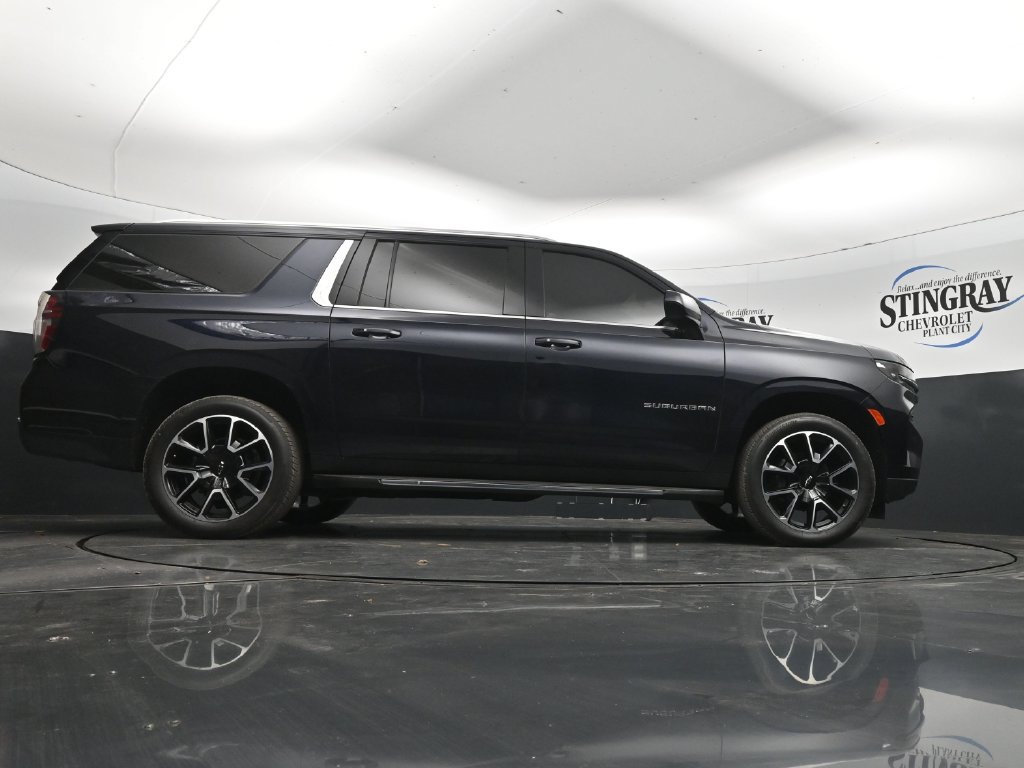 Used 2021 Chevrolet Suburban LT w/ Rear Media and Nav Package RWD image 33