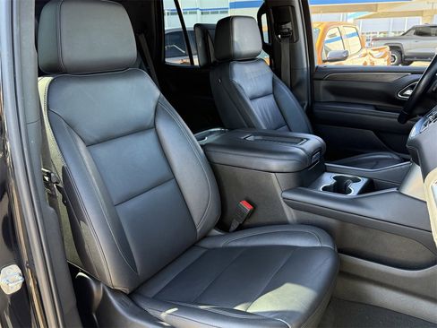 Used 2021 Chevrolet Tahoe LT w/ Rear Media and Nav Package image 25