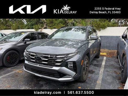 Used 2025 Hyundai Tucson Limited FWD image 4