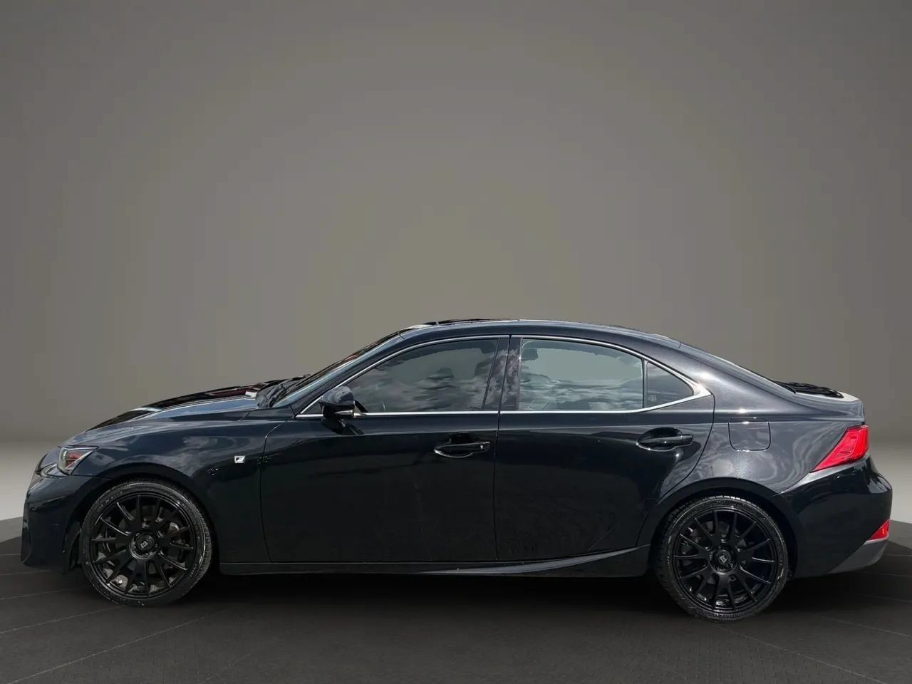 Used 2017 Lexus IS 200t F Sport w/ F Sport Package RWD image 2