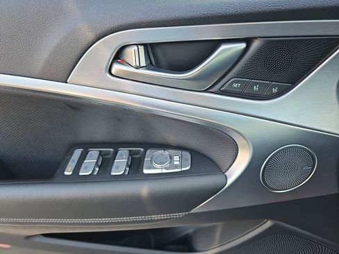 Used 2020 Genesis G70 3.3T image 31
