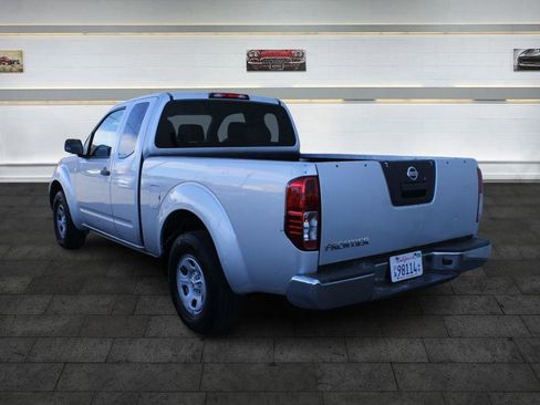Used 2013 Nissan Frontier S image 5