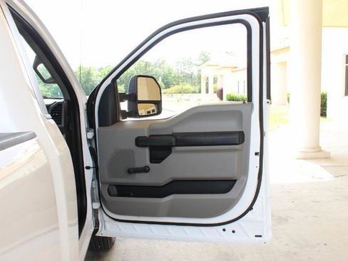 Used 2017 Ford F250 XL w/ XL Value Package RWD image 28