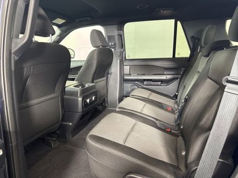 Certified 2021 Ford Expedition XLT image 12