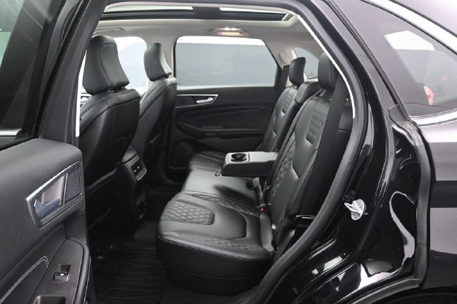 Certified 2024 Ford Edge Titanium AWD/4WD image 20