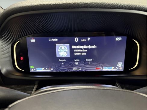 Used 2024 Jeep Wagoneer Series II w/ Flexible Seating Group image 23