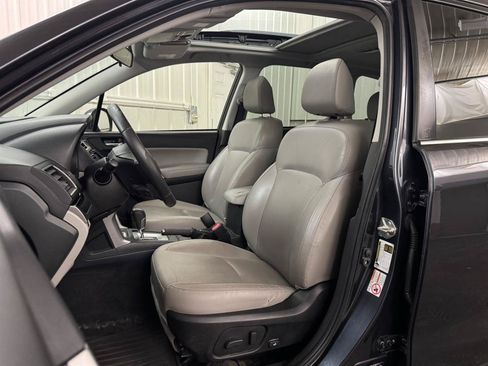 Used 2018 Subaru Forester 2.5i Limited AWD/4WD image 7
