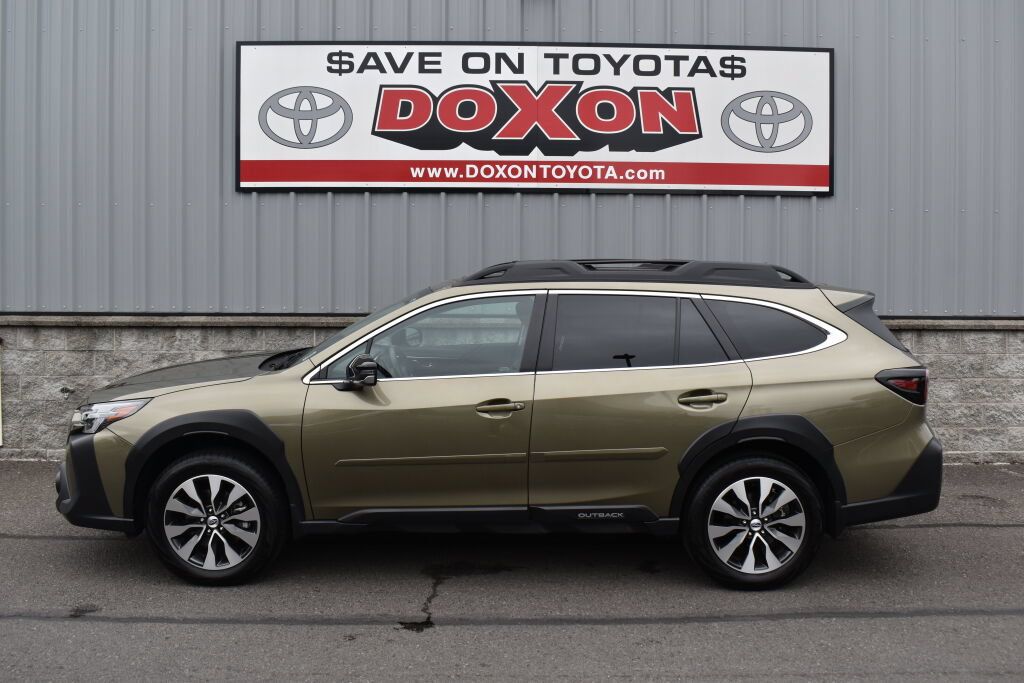 Used 2025 Subaru Outback Limited AWD/4WD image 8