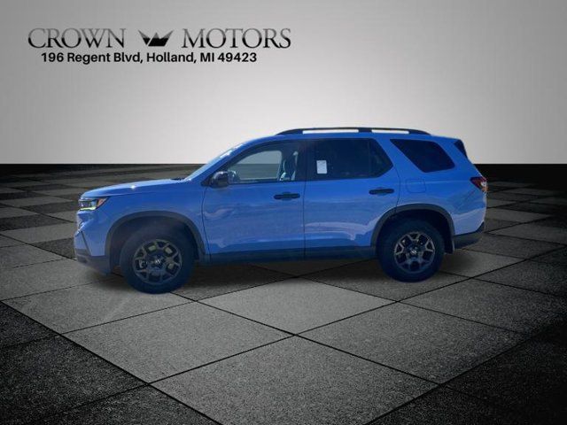 Used 2023 Honda Pilot TrailSport image 8
