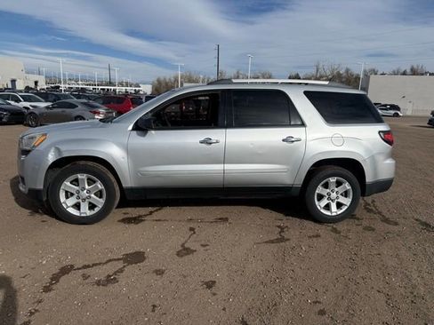 Used 2013 GMC Acadia SLE image 2