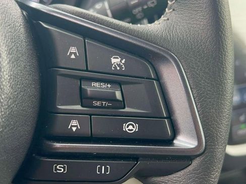 Used 2025 Subaru Forester Limited image 13