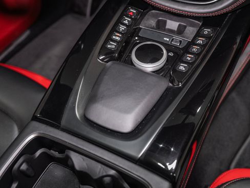 Used 2021 Aston Martin DBX AWD/4WD image 40