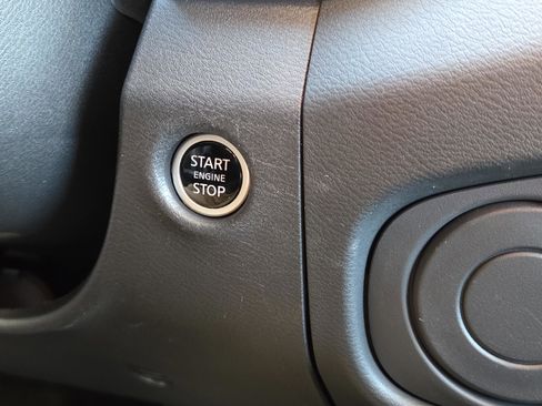 Certified 2024 Nissan Frontier SV w/ SV Convenience Package image 26