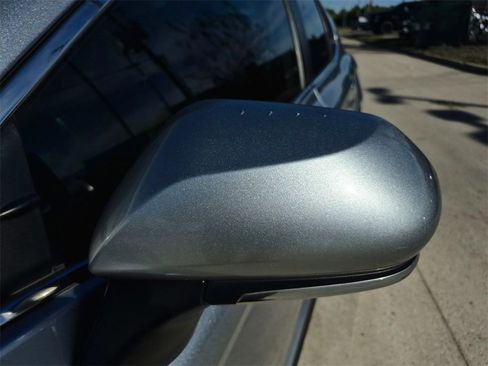 Used 2022 Toyota Camry SE image 14