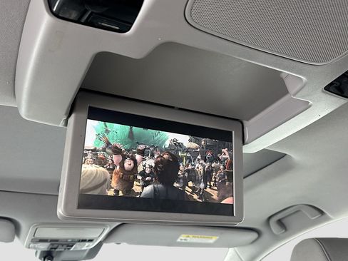Used 2019 Honda Odyssey Elite image 17