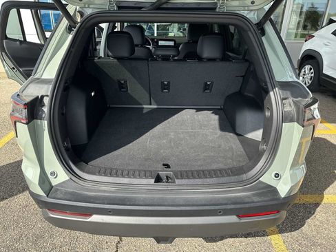 Certified 2025 Chevrolet Equinox LT w/ Convenience Package II AWD/4WD image 20