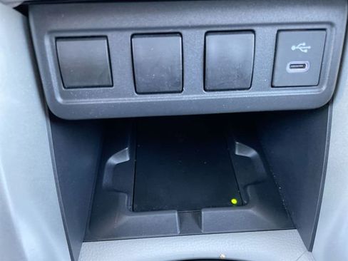 Used 2024 Toyota Corolla Cross LE image 23