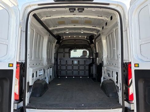 Used 2021 Ford Transit 250 Medium Roof image 6