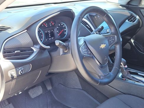 Used 2024 Chevrolet Malibu RS image 10