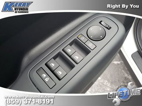 New 2026 Hyundai Santa Fe SE image 20