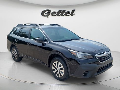 Used 2020 Subaru Outback Premium AWD/4WD image 3