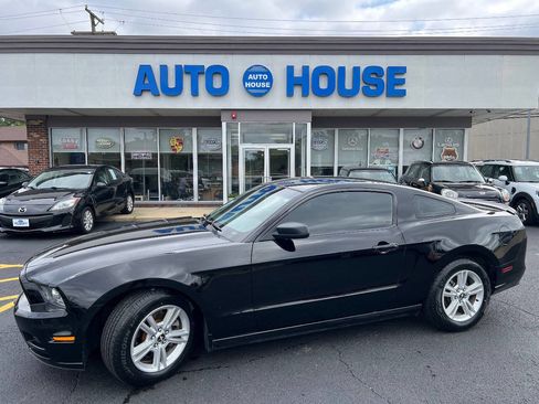 Used 2014 Ford Mustang Coupe image 1