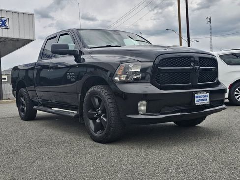Used 2022 RAM 1500 Express w/ Wheel & Sound Group AWD/4WD image 7