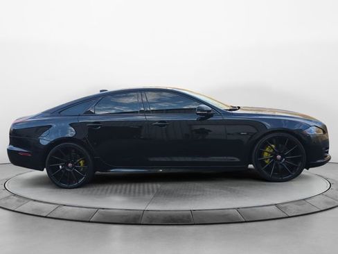 Used 2017 Jaguar XJ R-Sport image 6