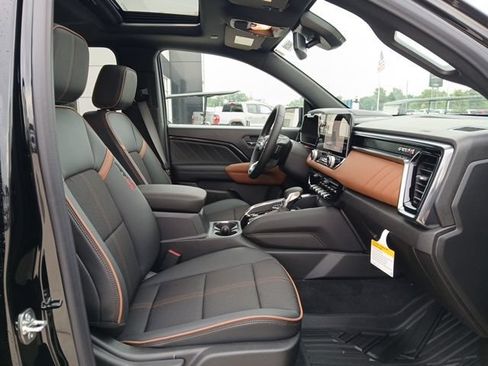 New 2026 GMC Canyon AT4 w/ Technology Plus Package AWD/4WD image 26