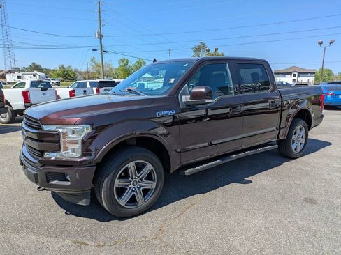 Used 2018 Ford F150 Lariat w/ Equipment Group 502A Luxury AWD/4WD image 8