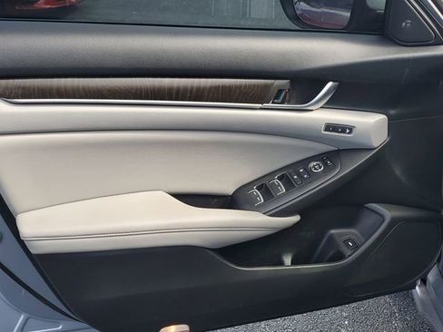 Used 2019 Honda Accord EX-L image 9