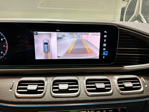 Used 2023 Mercedes-Benz GLE 350 4MATIC image 25