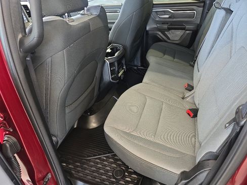 Used 2021 RAM 1500 Big Horn AWD/4WD image 16