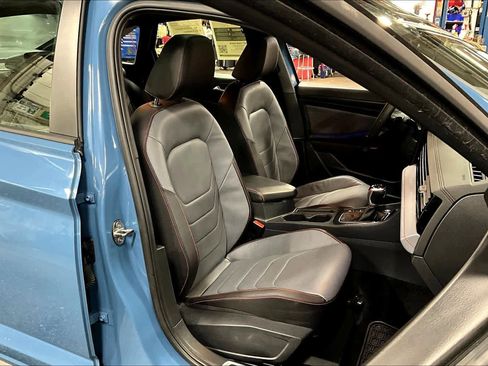 Used 2025 Volkswagen Jetta GLI Autobahn image 7