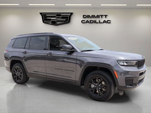 Used 2024 Jeep Grand Cherokee L Altitude AWD/4WD image 7