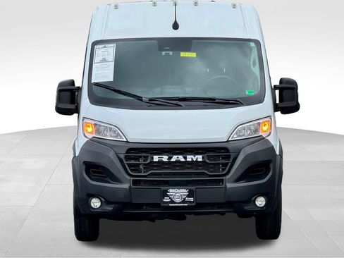 Used 2026 RAM ProMaster 2500 w/ Convenience Group FWD image 2