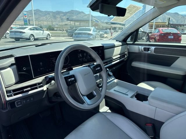 Used 2025 Hyundai Santa Fe Calligraphy AWD/4WD image 10