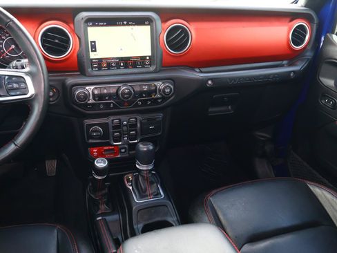 Used 2020 Jeep Wrangler Unlimited Rubicon AWD/4WD image 13