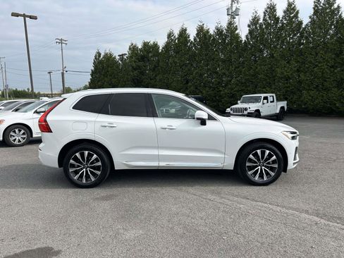 Certified 2023 Volvo XC60 B5 Plus w/ Climate Package image 2