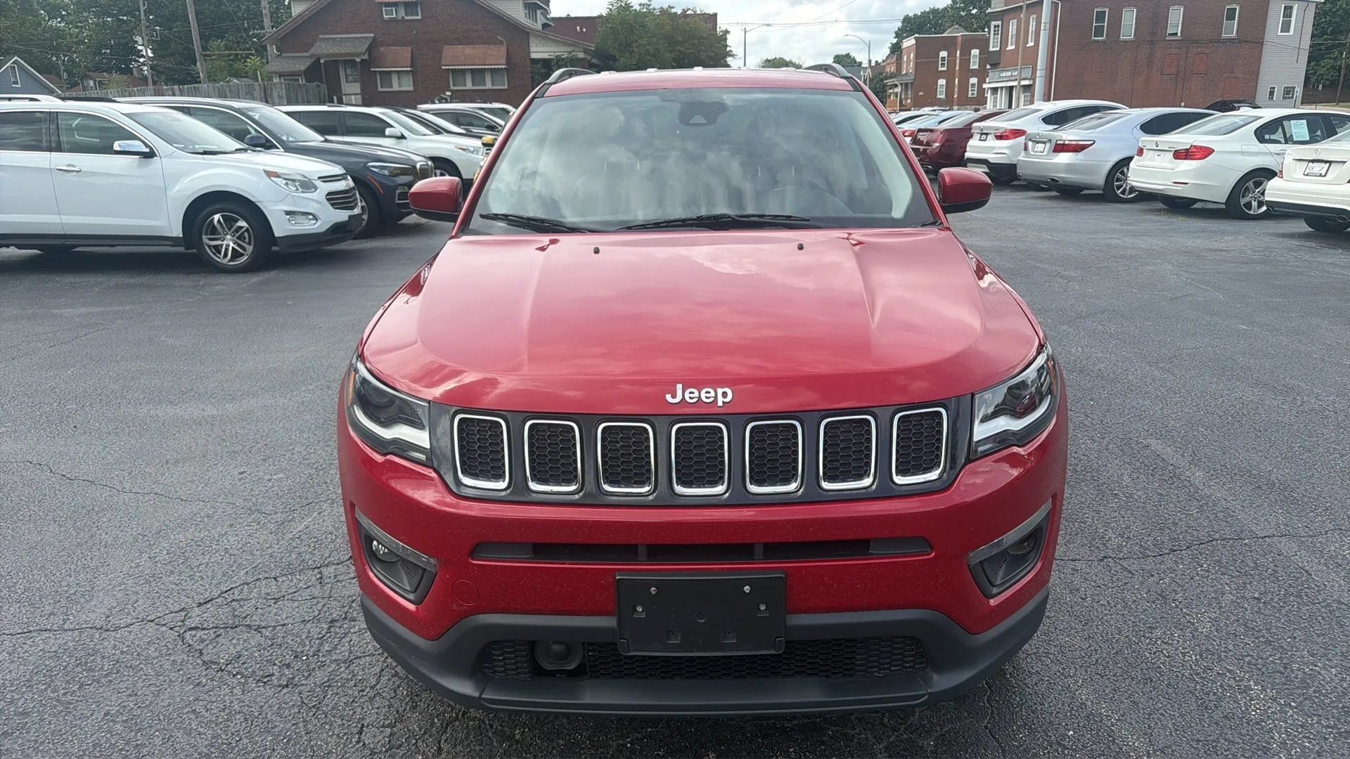 Used 2018 Jeep Compass Latitude w/ Popular Equipment Group AWD/4WD image 2