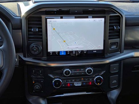 Used 2025 Ford F150 Lariat AWD/4WD image 22
